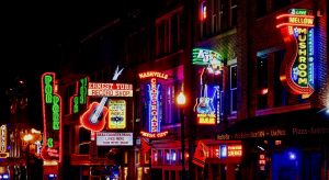 衰退産業 ネオン を救出せよ 東京都市大学 都市イノベーション研究室